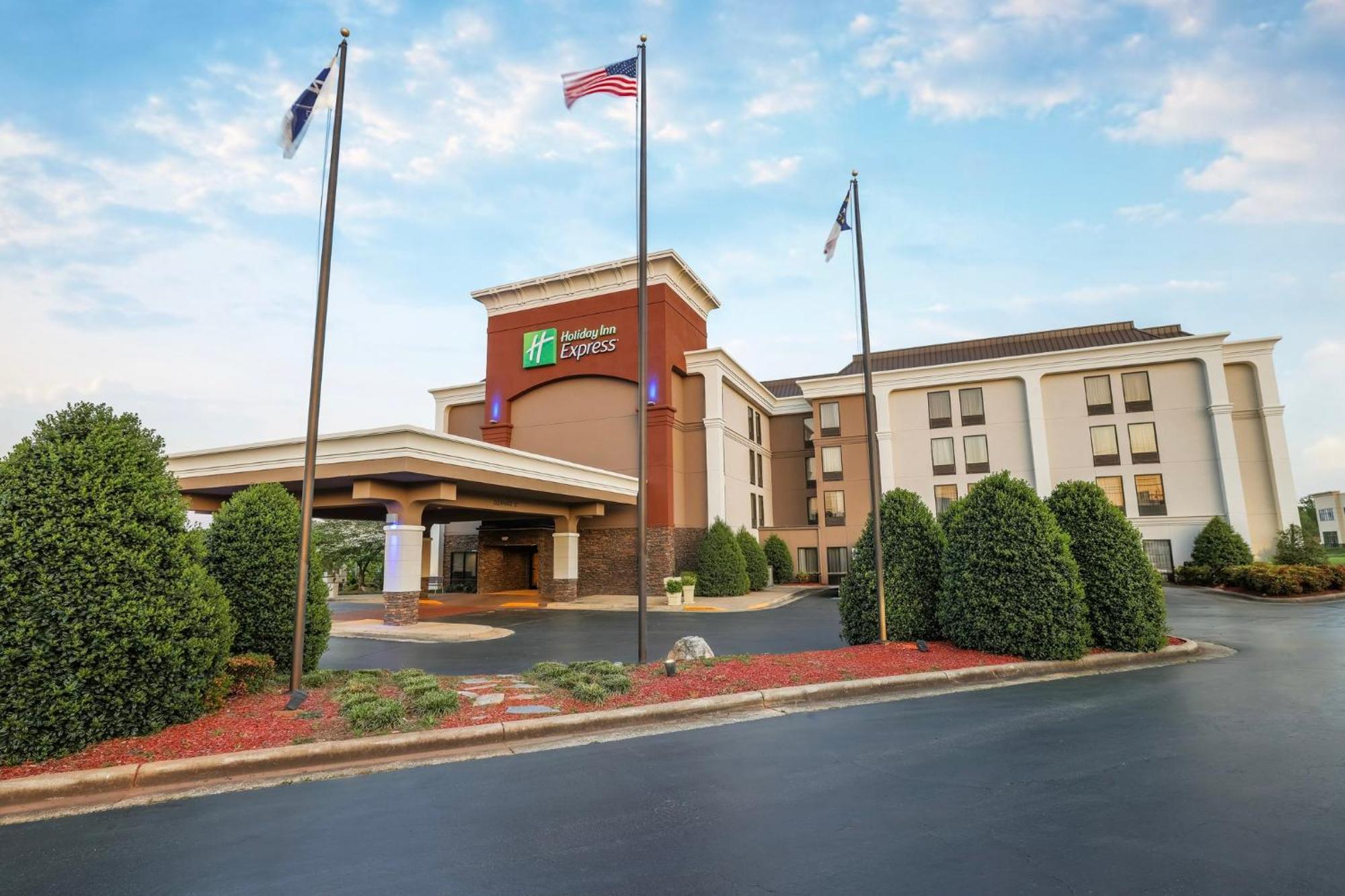 Holiday Inn Express Burlington By Ihg Eksteriør billede